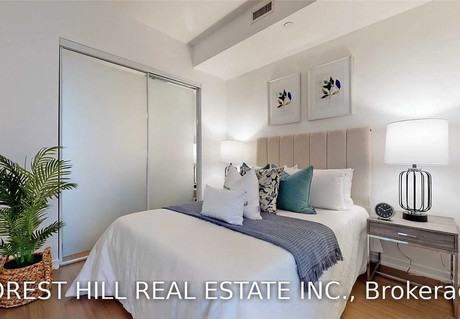 1 bed, $2,300 — Photo 4