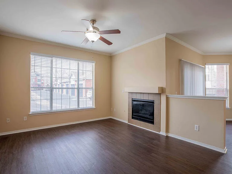 IMT Hyland Hills — Photo 13