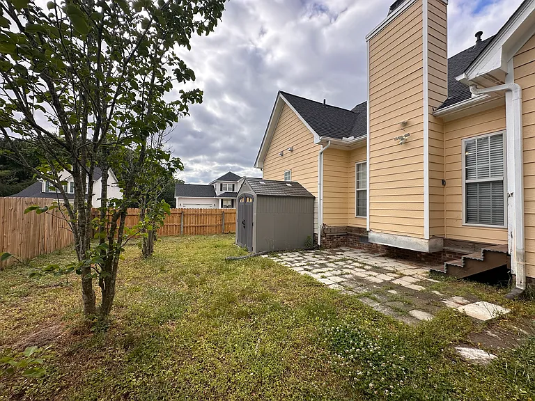 4400 Moss Spring Dr — Photo 14