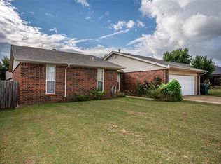 9813 S Country Club Dr, Oklahoma City, OK 73159