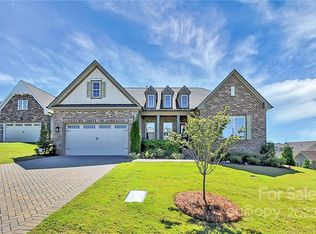 16622 Cozy Cove Rd, Charlotte, NC 28278