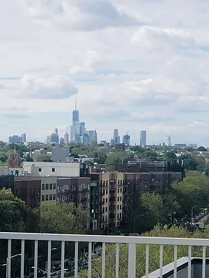 Rented by Avenue Sotheby's International Realty | media 38