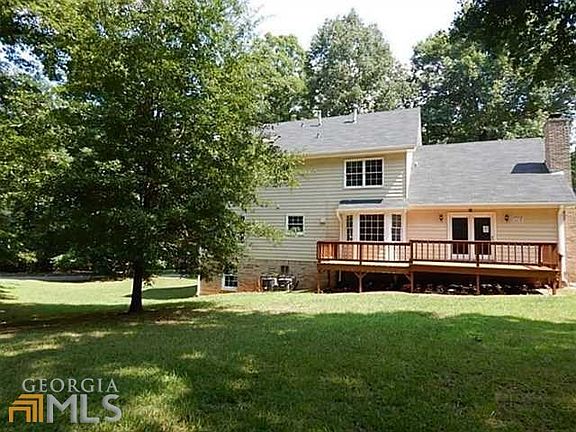 LARGE LEVEL BACK YARD, WITH A GREAT DECK FOR RELAXING!
