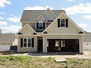 434 Peregrine Ridge Rd, New Bern, NC 28560