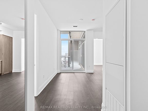 3rd image of 412 Silver Maple Rd #Penthouse 120