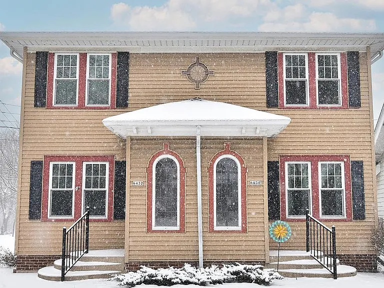 6432 W Wisconsin Ave — Photo 1