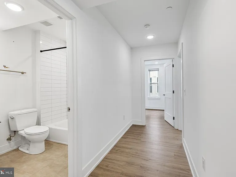 1335 N Marston St #402 — Photo 13