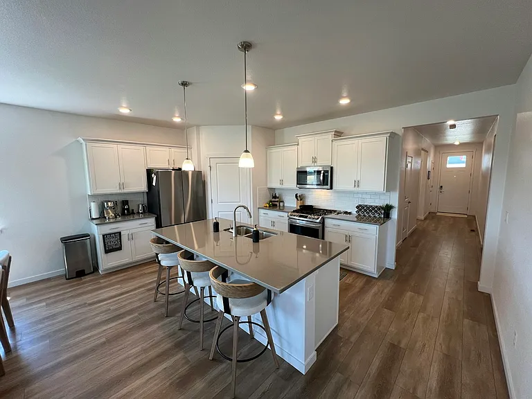 1858 Mount Monroe Dr — Photo 9