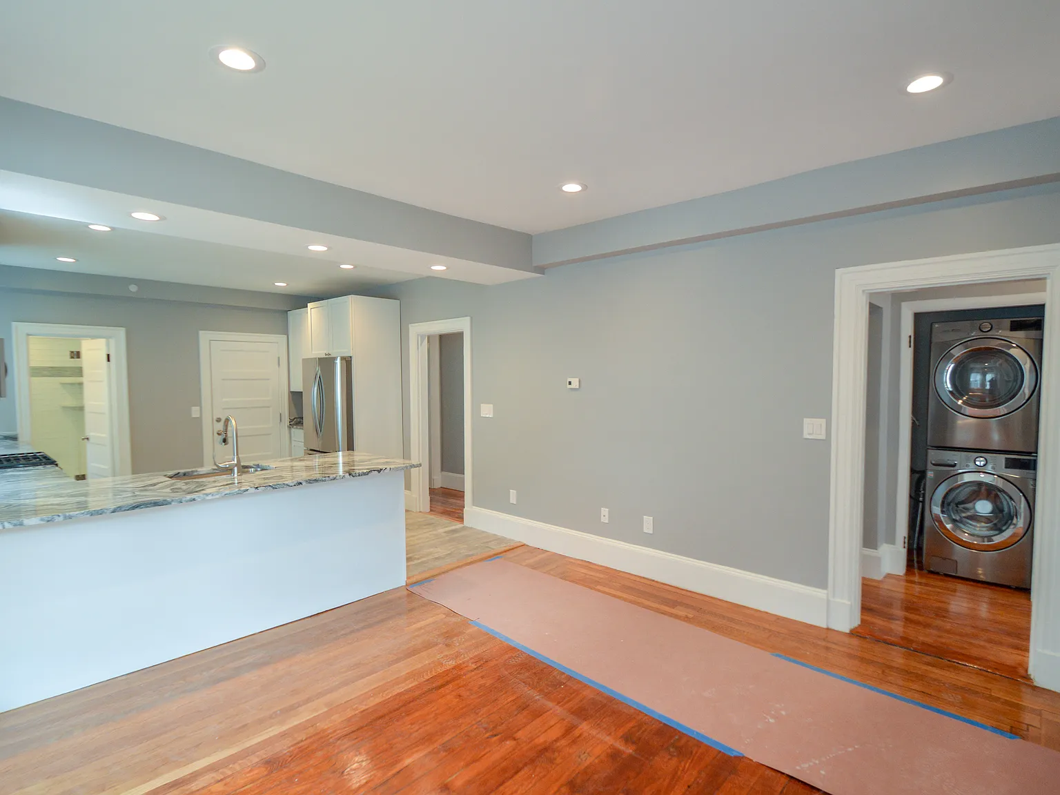 4 bed, 1500 sqft, $5,600 — Photo 3