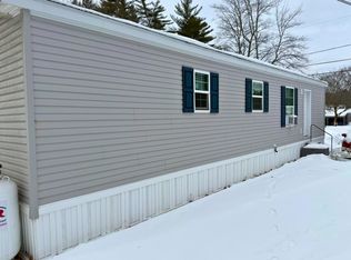 7 Rose Lane, Franklin, NH 03235