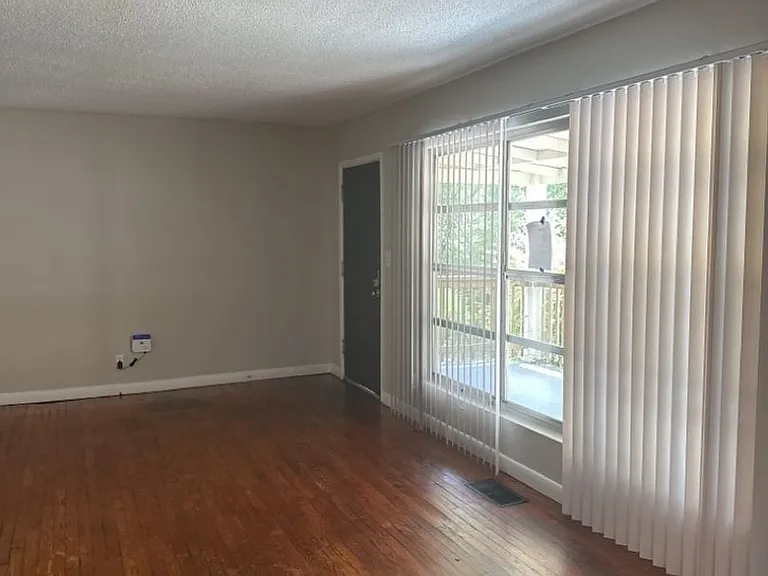 3868 Mark Twain Cir — Photo 5