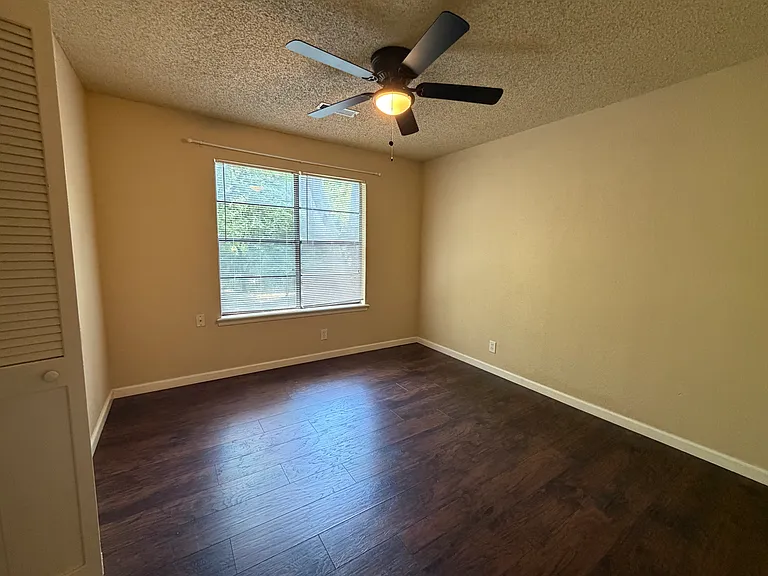1408 S Chestnut Ave — Photo 36
