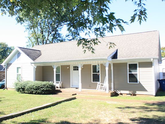 2nd image of 206 Gracy Ave