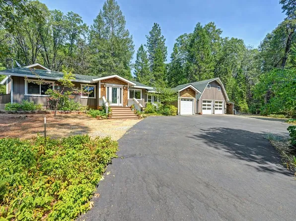 12283 Dobbins Dr, Nevada City, CA 95959