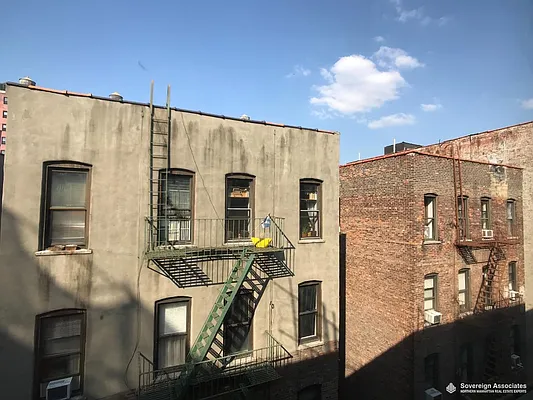 Rented by Sovereign Associates | media 13