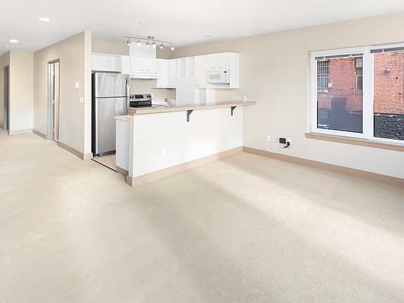 2nd image of 2440 Western Ave APT 516
