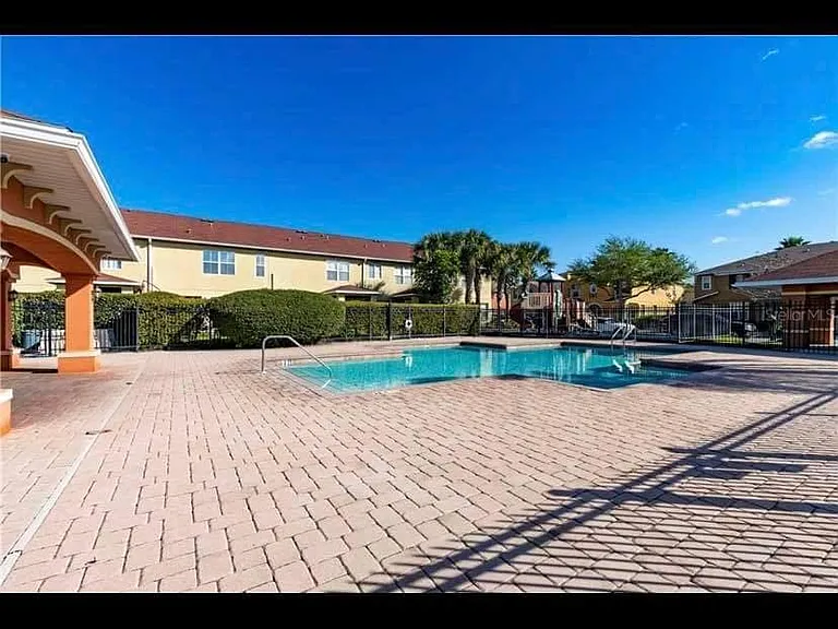 2038 Sunset Meadow Dr — Photo 23