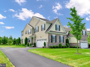 2005 Pleasant Valley Dr, Lansdale, PA 19446
