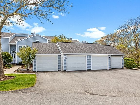 3rd image of 114 Cliffside Dr