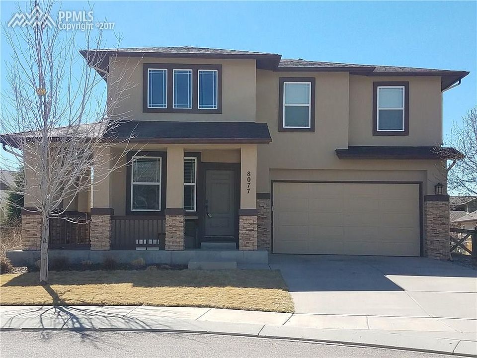 FRONT VIEW OF THE HOME