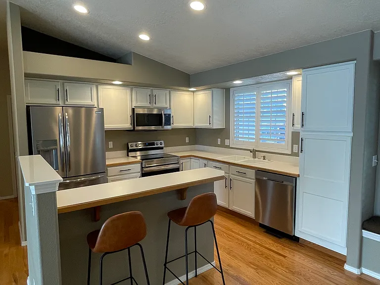Kitchen with island bar