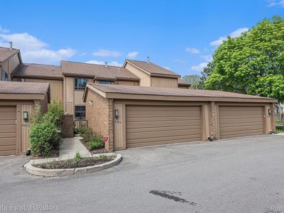 6202 Andrea Ln, West Bloomfield, MI, 48322