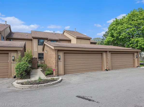 6202 Andrea Ln, West Bloomfield, MI 48322