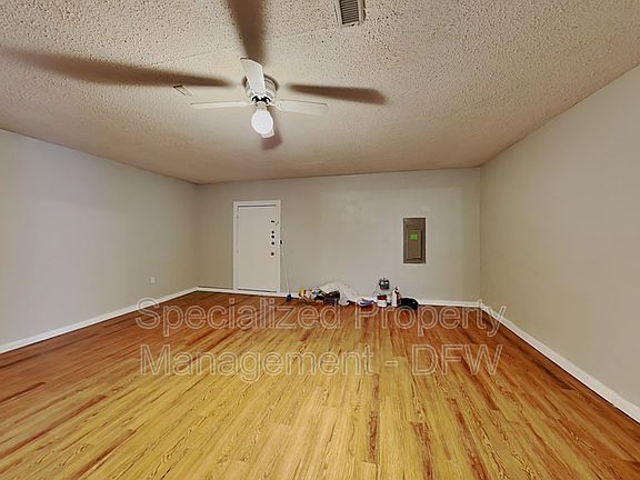 5th image of 311 Toronto Cir