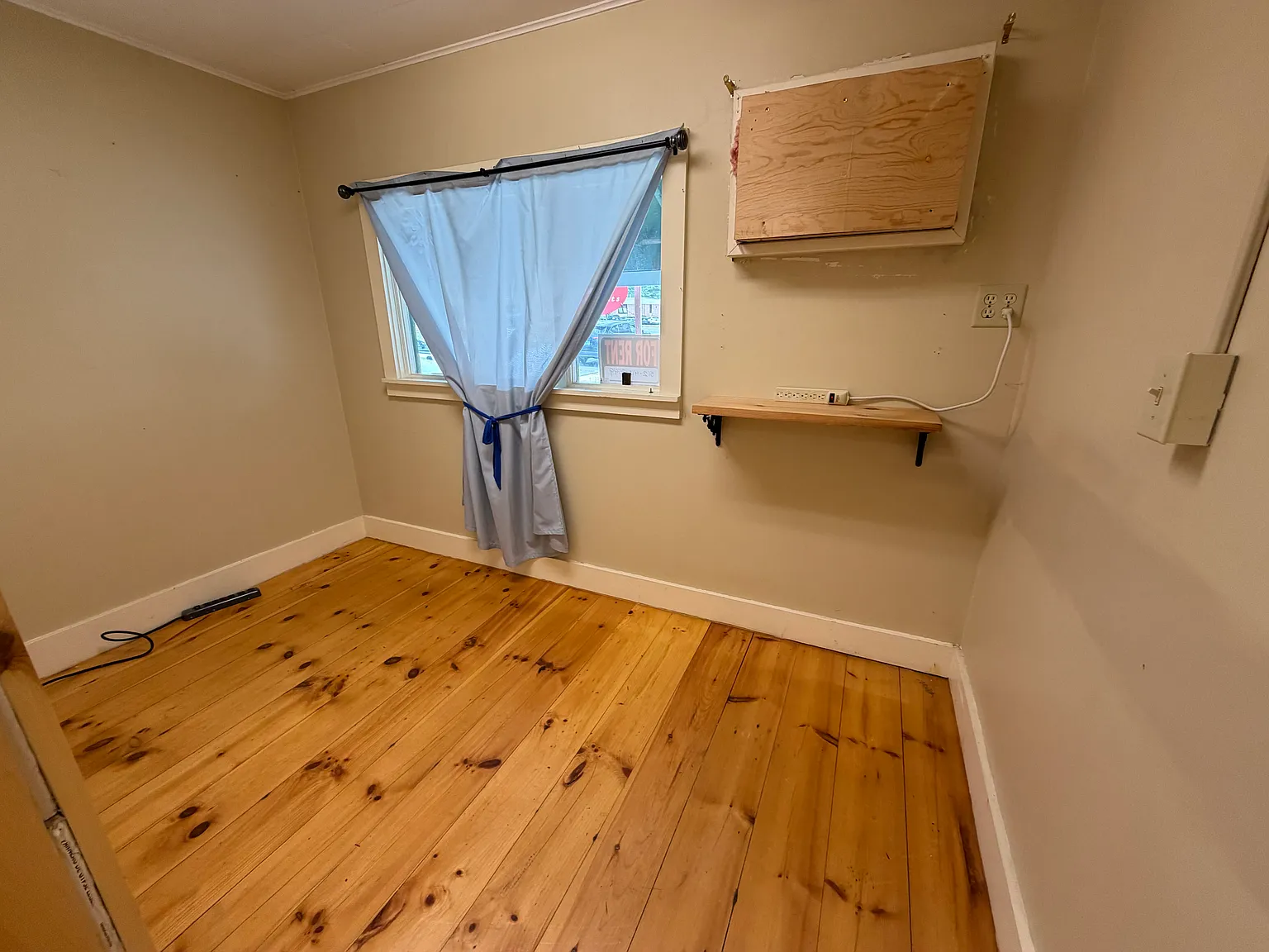Lane Apartments — Photo 3