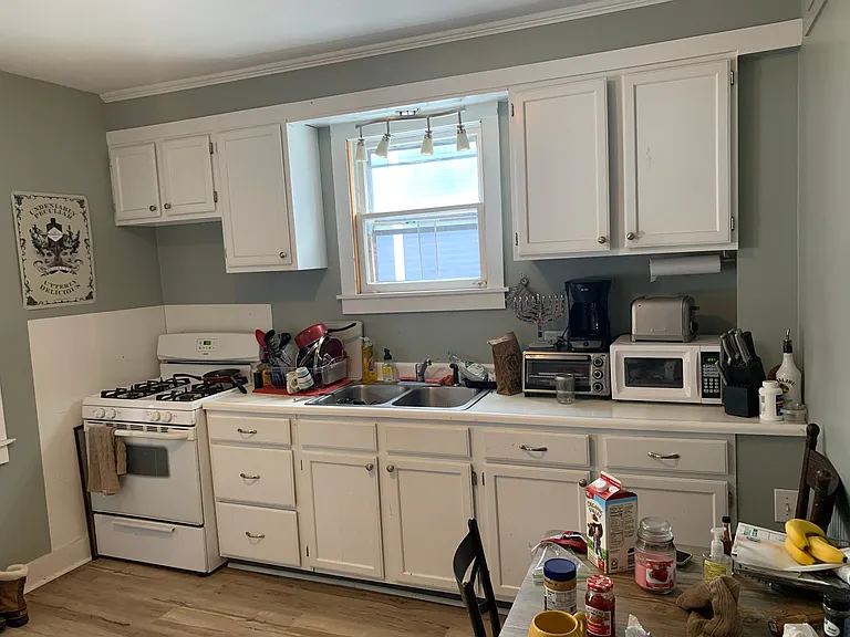 224-226 Pine St — Photo 15