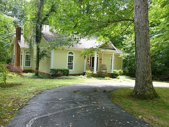 3rd image of 43 Granny Hickerson Cir