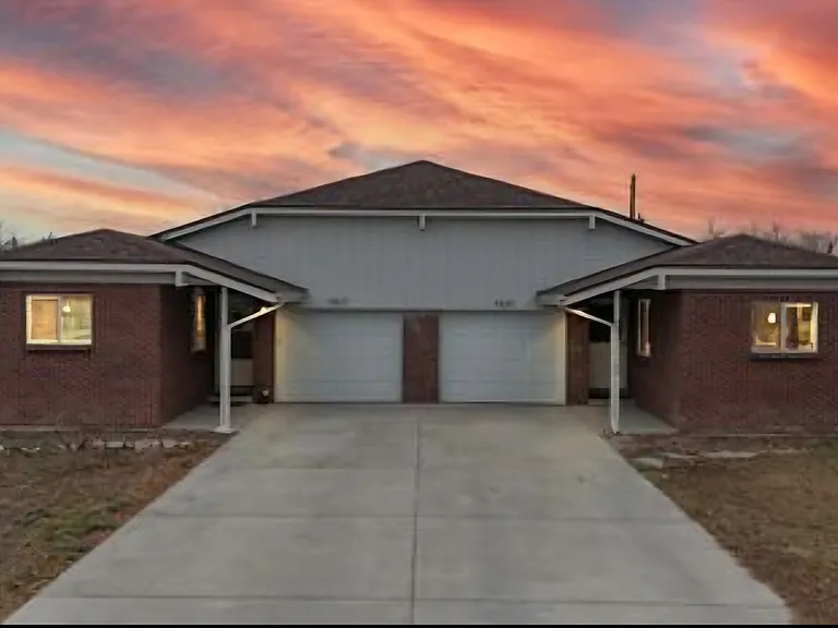 5839 Newcombe Ct — Photo 1