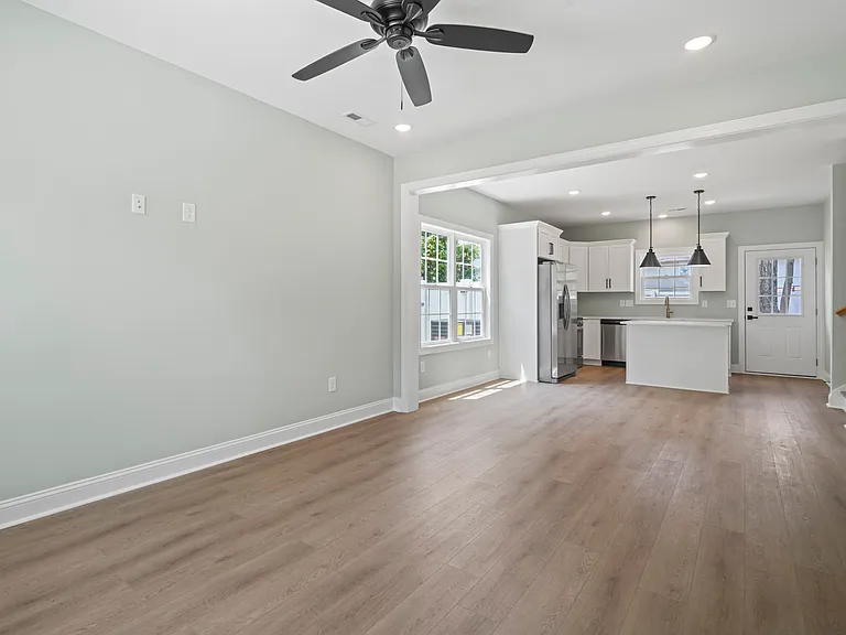 Bright, open floor plan