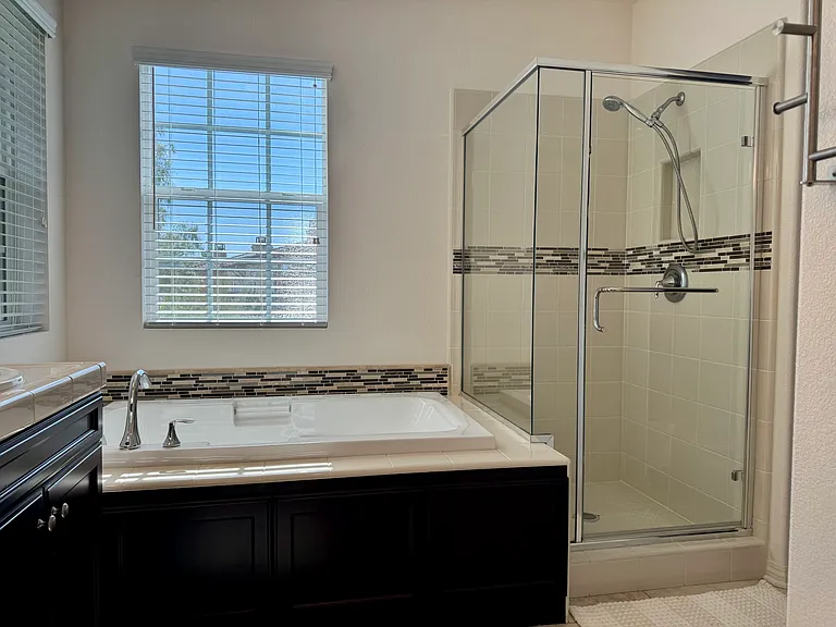 16004 Tierney Gln — Photo 18