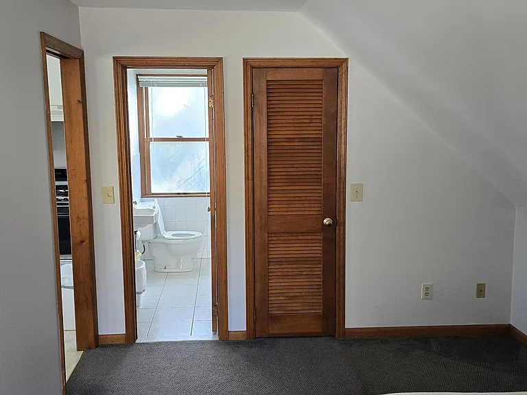 Dogwood Ln — Photo 3
