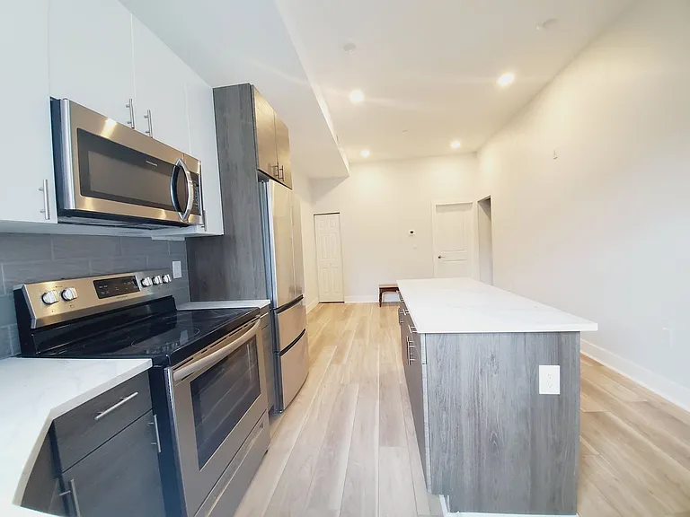 3610 Haverford ave — Photo 12