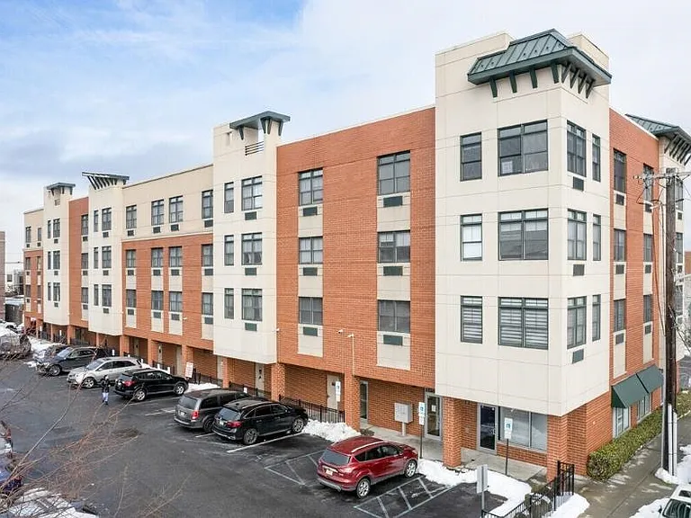 9252 Kennedy Blvd #406 — Photo 13