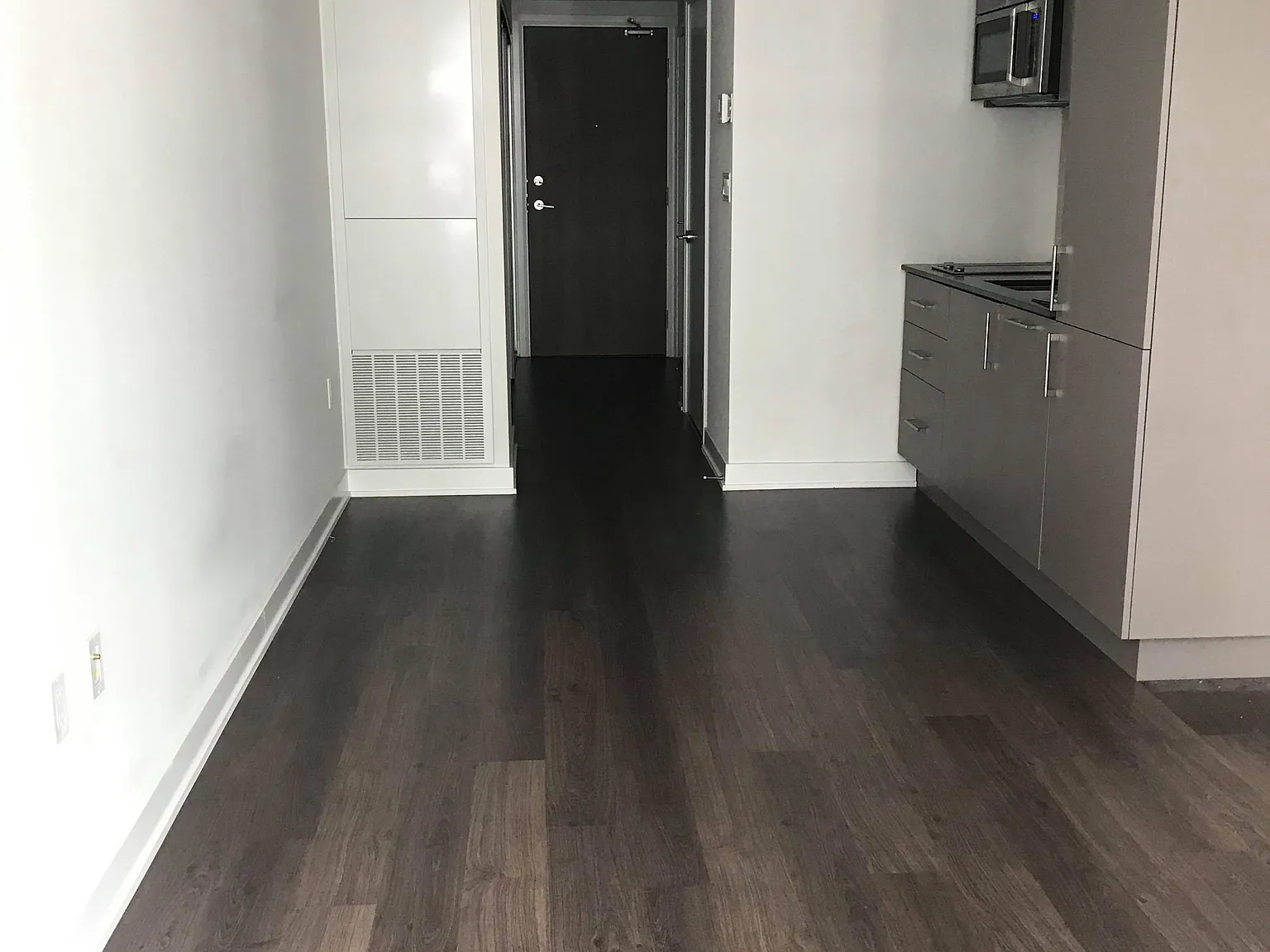 Studio, $1,725 — Photo 4