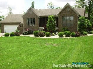 920 Mari Dr, Paducah, KY 42003