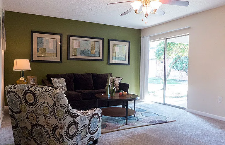 Willow Gardens — Photo 11
