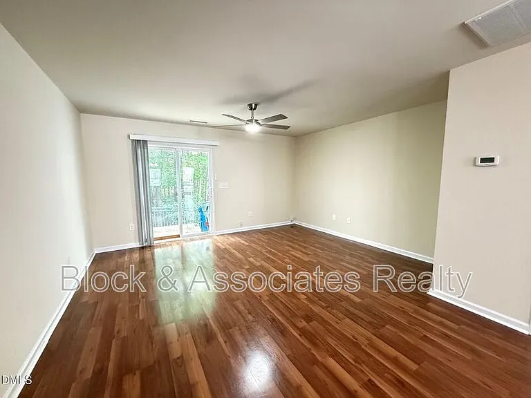 8527 Quarton Dr — Photo 8