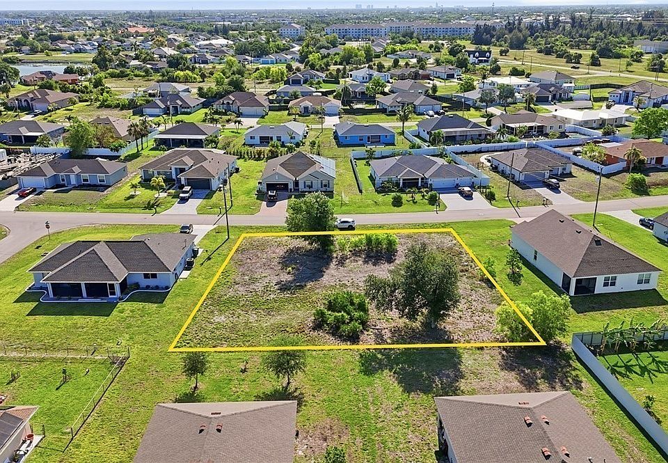 1st image of 206 SW 11th Ave