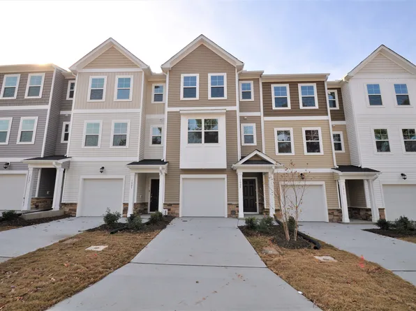 1009 Shoreside Dr, Durham, NC 27713