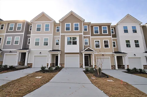 1009 Shoreside Dr Photo 1