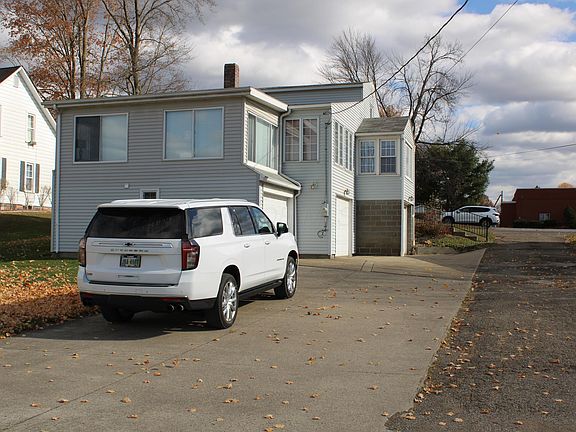 3rd image of 303 S Mickley St