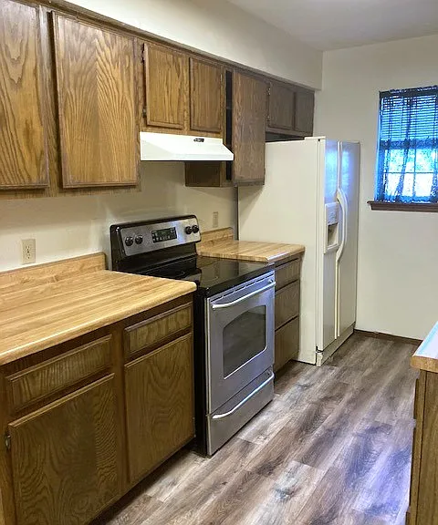 3402 S Winston Ave — Photo 4