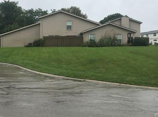 1214 Robbins Run Ct, Dayton, OH 45458