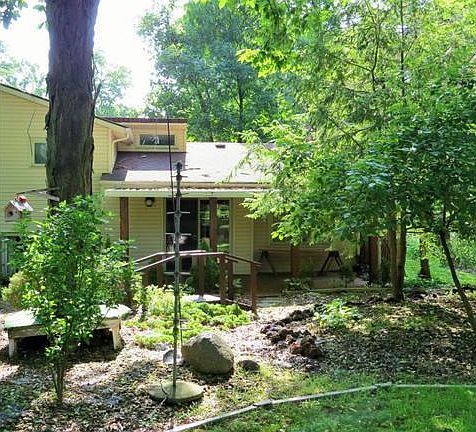 5th image of 108 Hickory Hollow Dr