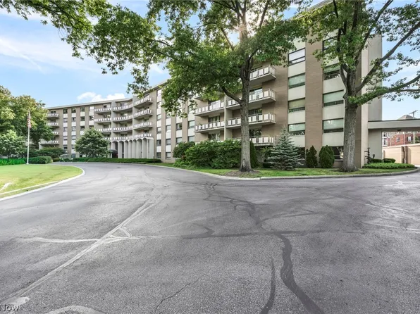 3400 Wooster Rd, Rocky River, OH 44116
