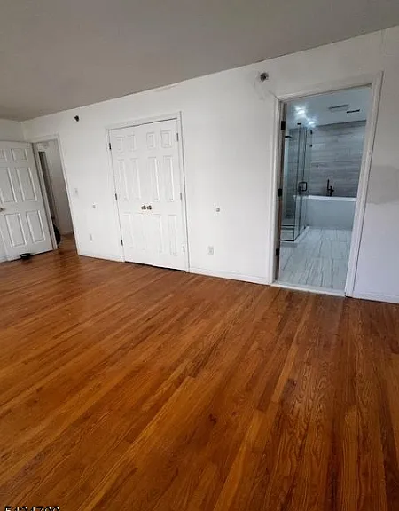 81-83 Hawthorne Ave #3 — Photo 20